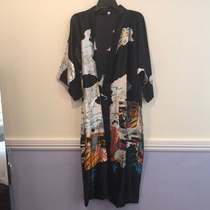 Silk Japanese print Robe. 👘👘👘